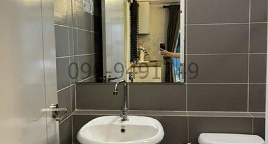 For sale 5 bedrooms townhouse in Lat Krabang, Bangkok