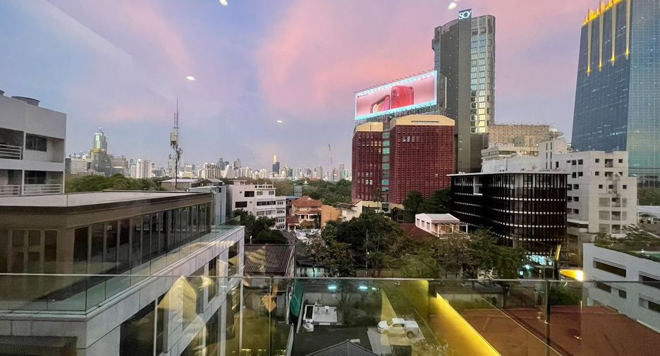 For rent 1 bed condo in Sathon, Bangkok