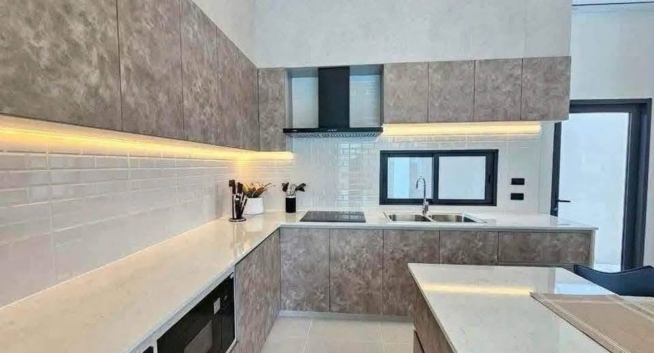 For sale 3 bedrooms house in Bang Lamung, Chonburi