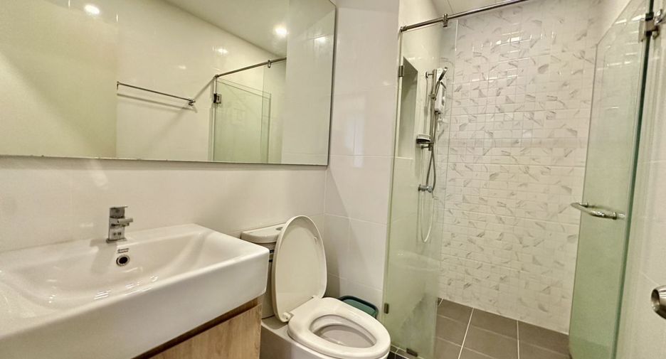 Condo en alquiler de 1 habitaciones en Bang Phlat, Bangkok