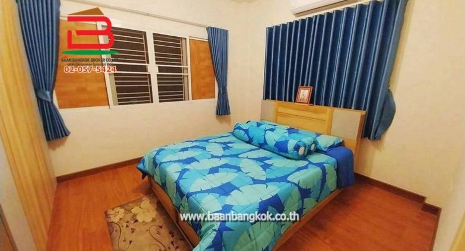 For sale 4 bedrooms house in Mueang Phitsanulok, Phitsanulok