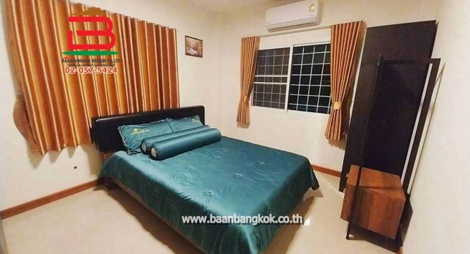 For sale 4 bedrooms house in Mueang Phitsanulok, Phitsanulok