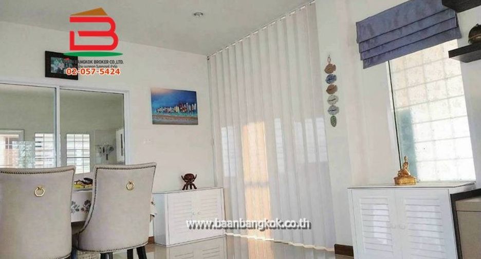 For sale 4 bedrooms house in Mueang Phitsanulok, Phitsanulok