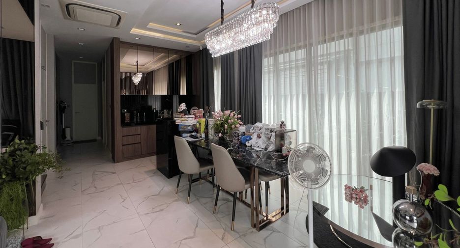 For sale 4 bedrooms house in Bueng Kum, Bangkok