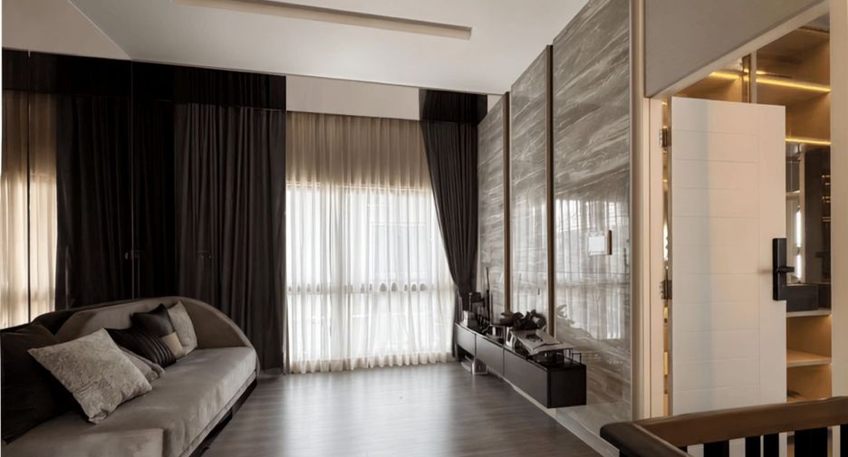 For sale 4 bedrooms house in Bueng Kum, Bangkok