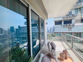 For rent 2 bedrooms condo in Pathum Wan, Bangkok