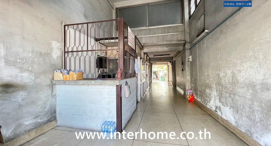 Terreno en alquiler y en venta en Yan Nawa, Bangkok
