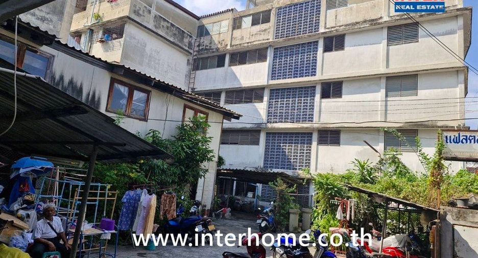 Terreno en alquiler y en venta en Yan Nawa, Bangkok
