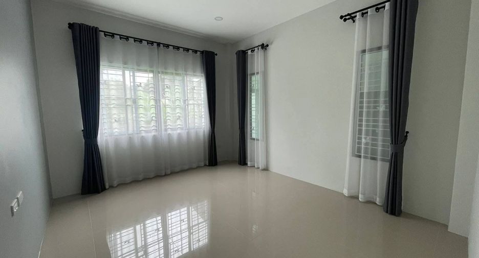 Haus zur Miete mit 3 Zimmer in San Kamphaeng, Chiang Mai