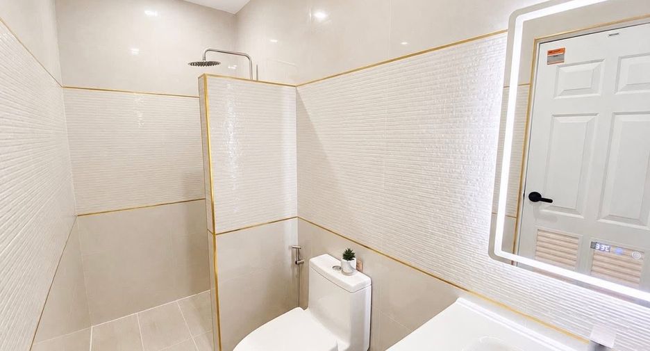Продажа 3 спальни дом в Банг Ламунг, Чонбури