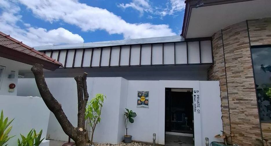For rent 6 bedrooms house in Mueang Chiang Mai, Chiang Mai