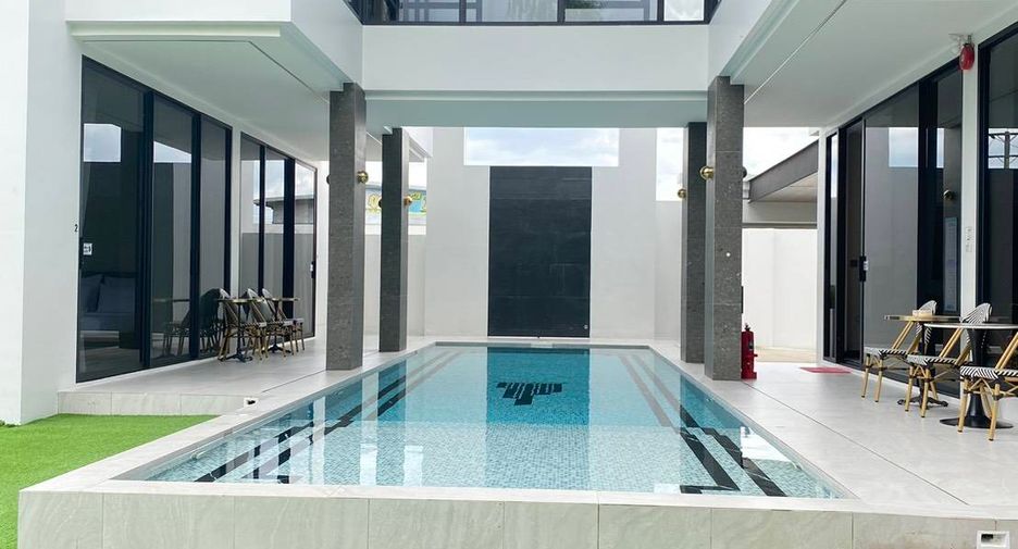 Villa zum Kauf mit 5 Zimmer in Mueang Chiang Mai, Chiang Mai