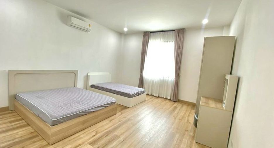 For rent 5 bedrooms house in Hang Dong, Chiang Mai