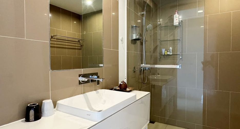 For rent 2 bedrooms condo in Bang Lamung, Chonburi