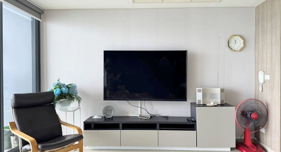 For rent 2 bedrooms condo in Bang Lamung, Chonburi