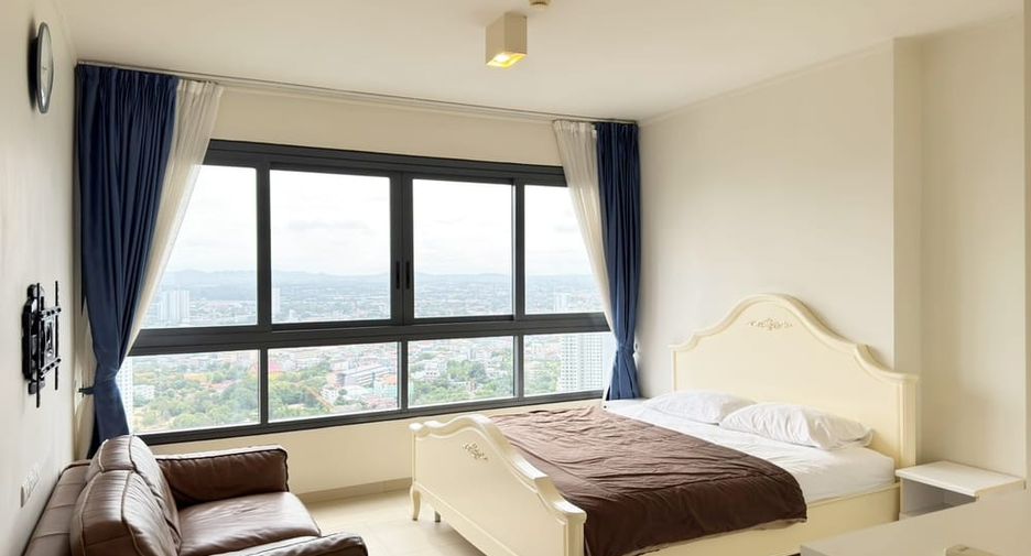 For rent 2 bedrooms condo in Bang Lamung, Chonburi