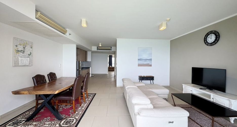 For rent 2 bedrooms condo in Bang Lamung, Chonburi
