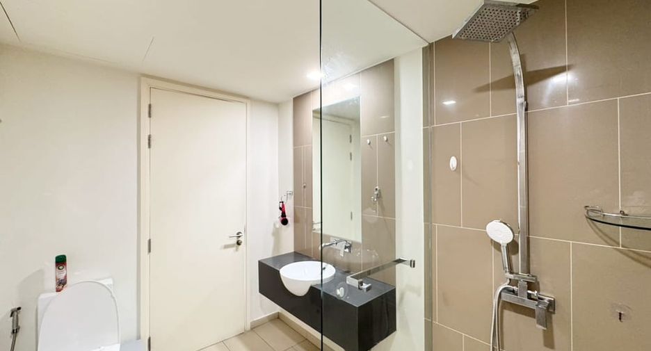 For rent 2 bedrooms condo in Bang Lamung, Chonburi