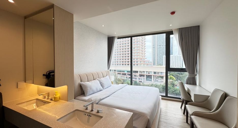 For rent 2 bedrooms condo in Bang Lamung, Chonburi