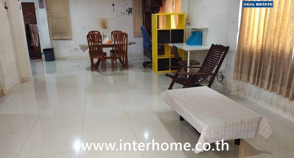 For sale 3 bedrooms house in Mueang Samut Prakan, Samut Prakan