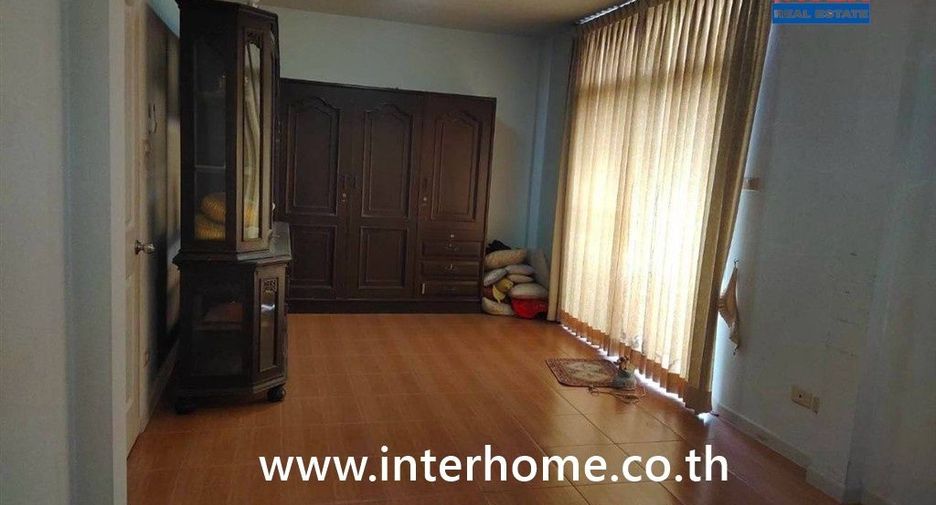 For sale 3 bedrooms house in Mueang Samut Prakan, Samut Prakan