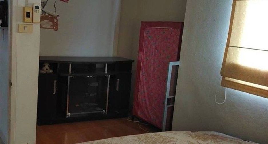For sale 3 bedrooms house in Mueang Samut Prakan, Samut Prakan