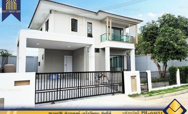 Haus zum Kauf mit 3 Zimmer in Mueang Pathum Thani, Pathum Thani