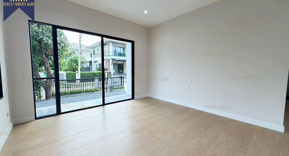 Haus zum Kauf mit 3 Zimmer in Mueang Pathum Thani, Pathum Thani