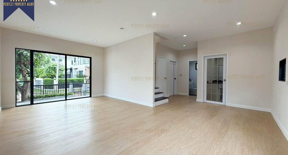 Haus zum Kauf mit 3 Zimmer in Mueang Pathum Thani, Pathum Thani