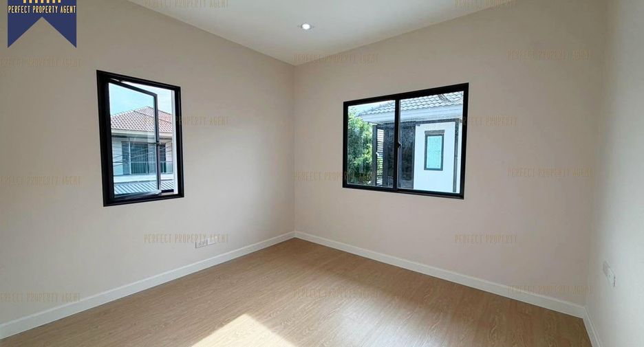 Haus zum Kauf mit 3 Zimmer in Mueang Pathum Thani, Pathum Thani