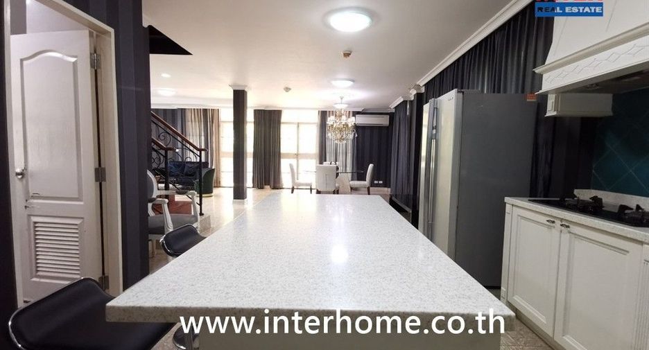 For sale 3 ベッドルーム house in Chom Thong, Bangkok