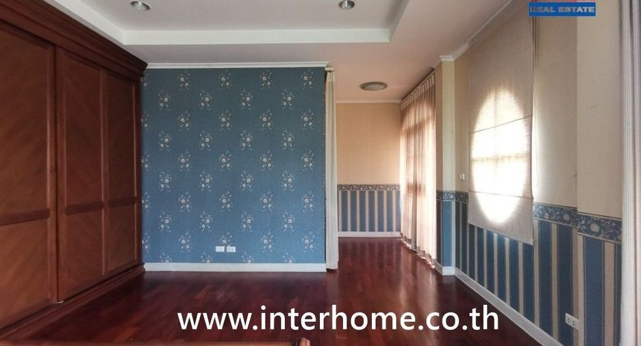 For sale 3 ベッドルーム house in Chom Thong, Bangkok