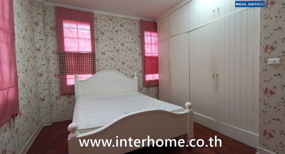 For sale 3 ベッドルーム house in Chom Thong, Bangkok