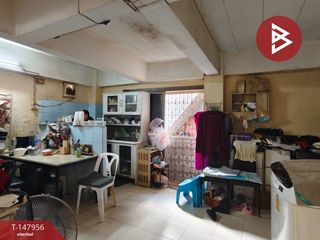 For sale 8 bedrooms retail Space in Sam Phran, Nakhon Pathom