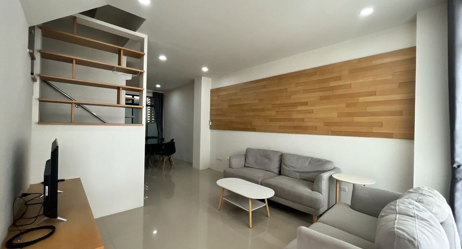 For rent 2 bedrooms townhouse in San Sai, Chiang Mai