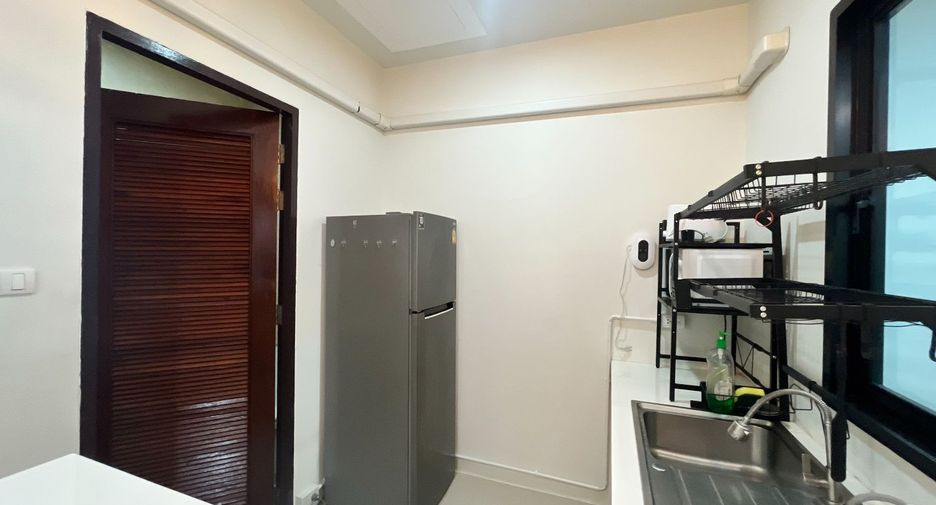 For rent 2 bedrooms townhouse in San Sai, Chiang Mai