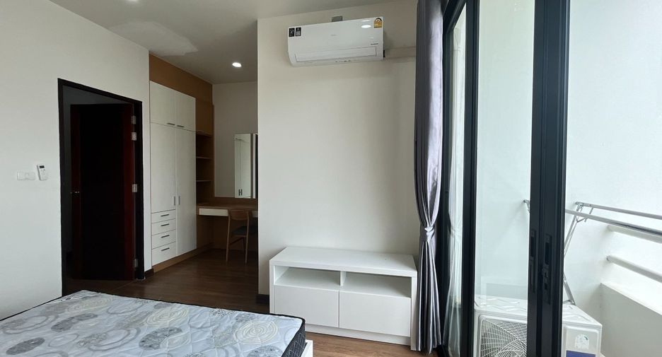 For rent 2 bedrooms townhouse in San Sai, Chiang Mai
