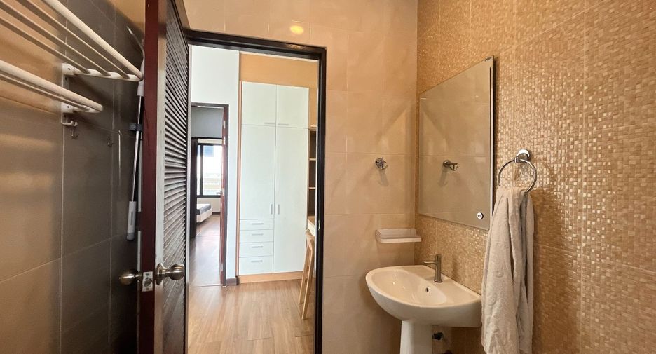 For rent 2 bedrooms townhouse in San Sai, Chiang Mai