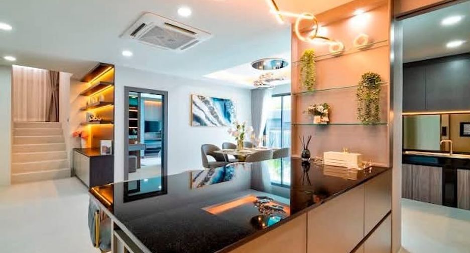 For rent 5 bedrooms villa in Jomtien, Pattaya