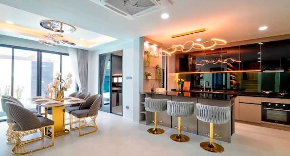 For rent 5 bedrooms villa in Jomtien, Pattaya