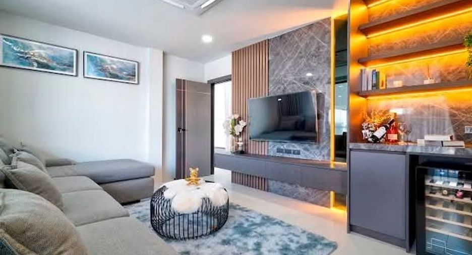 For rent 5 bedrooms villa in Jomtien, Pattaya