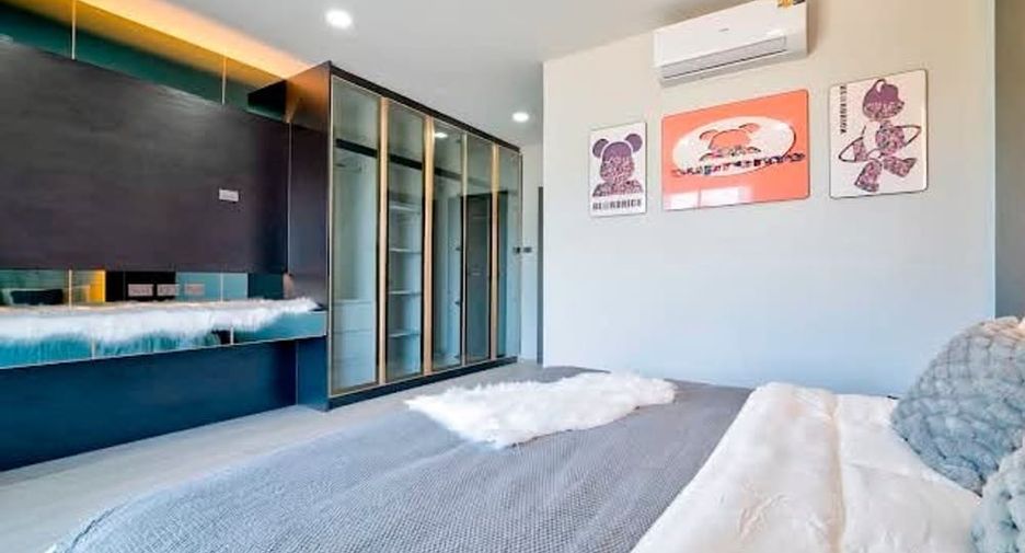For rent 5 bedrooms villa in Jomtien, Pattaya