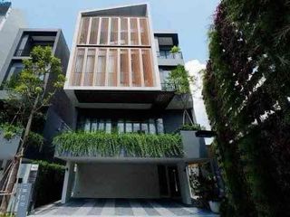 Haus zur Miete mit 4 Zimmer in Watthana, Bangkok
