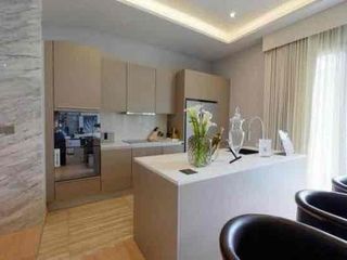 Haus zur Miete mit 4 Zimmer in Watthana, Bangkok