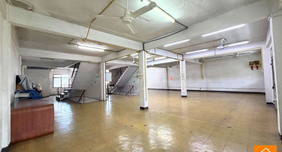 For rent retail Space in Bang Khae, Bangkok