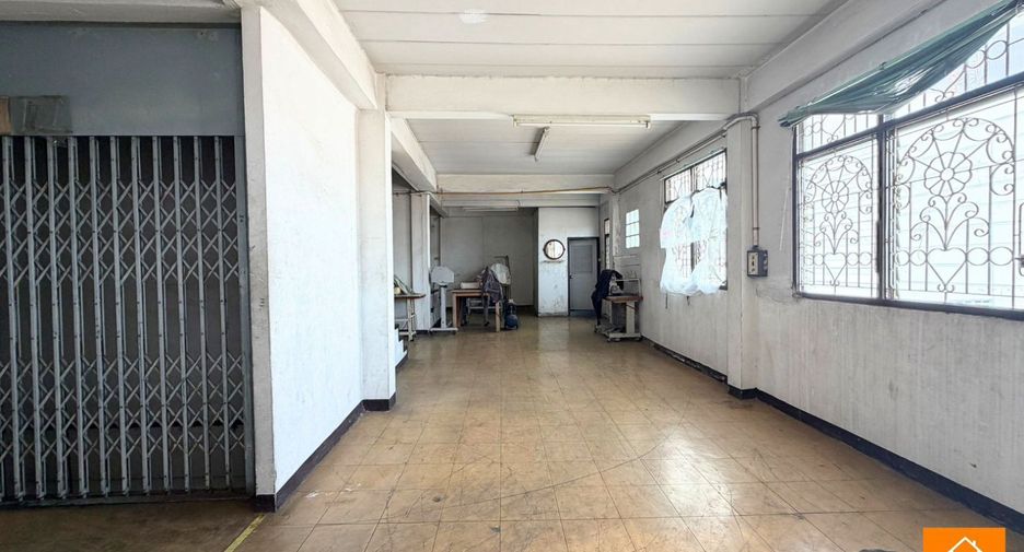 For rent retail Space in Bang Khae, Bangkok