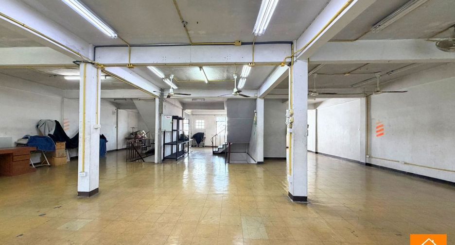 For rent retail Space in Bang Khae, Bangkok