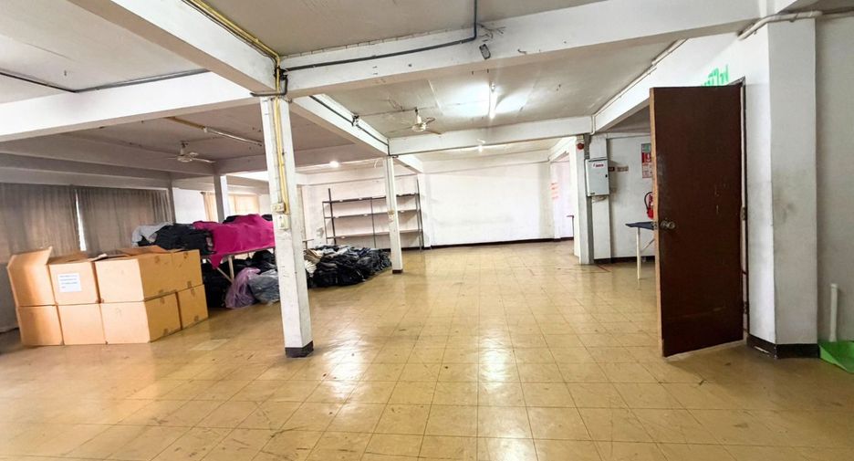 For rent retail Space in Bang Khae, Bangkok