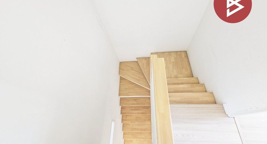 For sale 3 bedrooms townhouse in Phra Pradaeng, Samut Prakan
