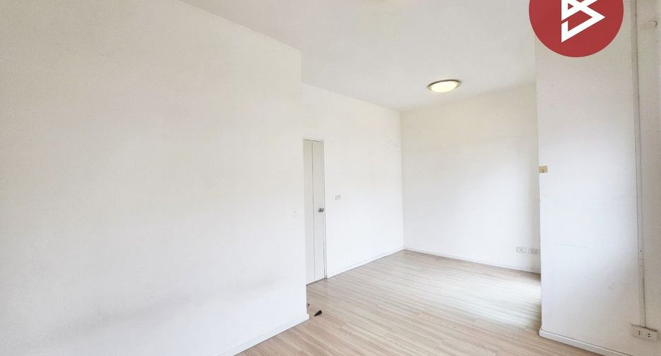 For sale 3 bedrooms townhouse in Phra Pradaeng, Samut Prakan
